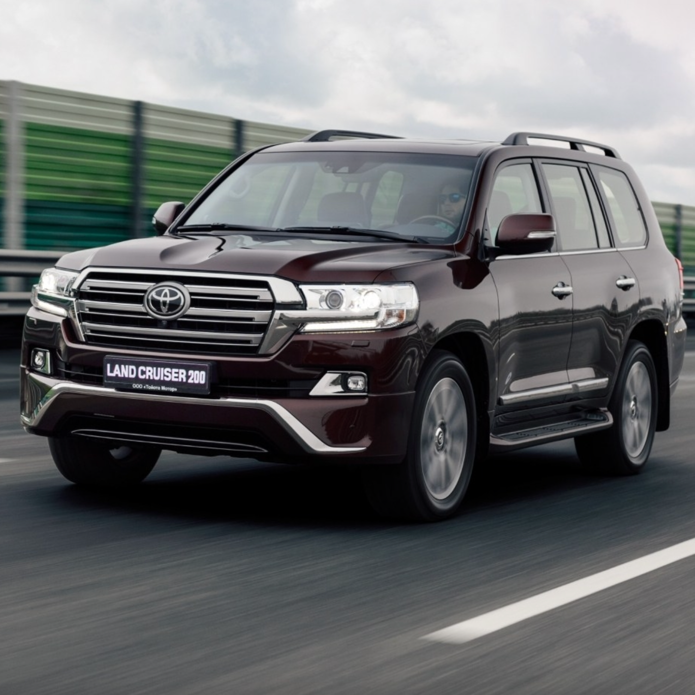 Toyota Land Cruiser 200